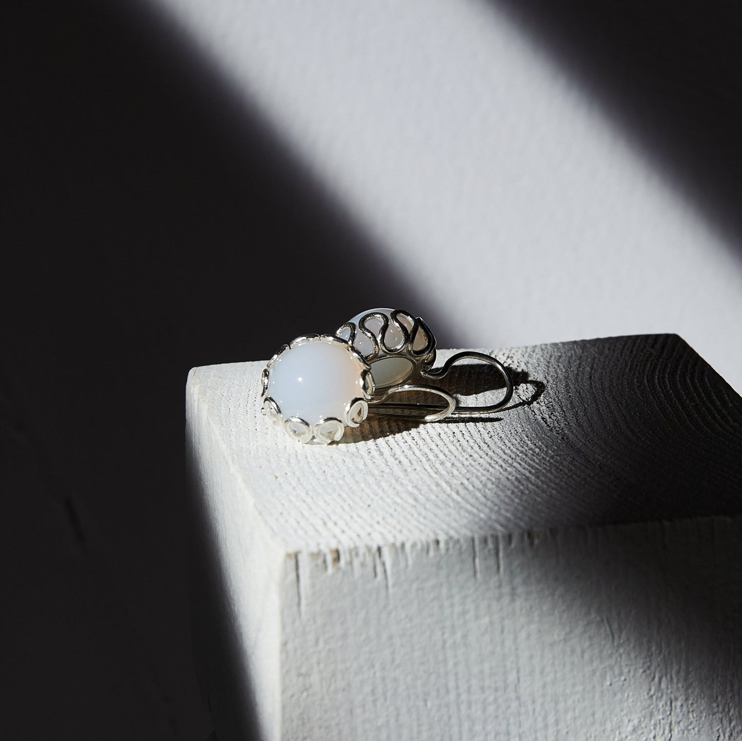 Nest earrings